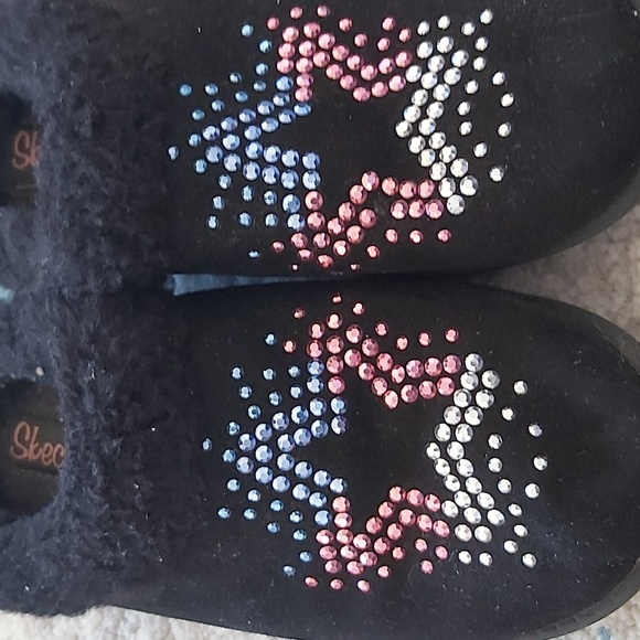 Shose - Picture 3 of 3